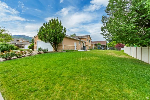 570 S 150 W, Centerville, UT 84014