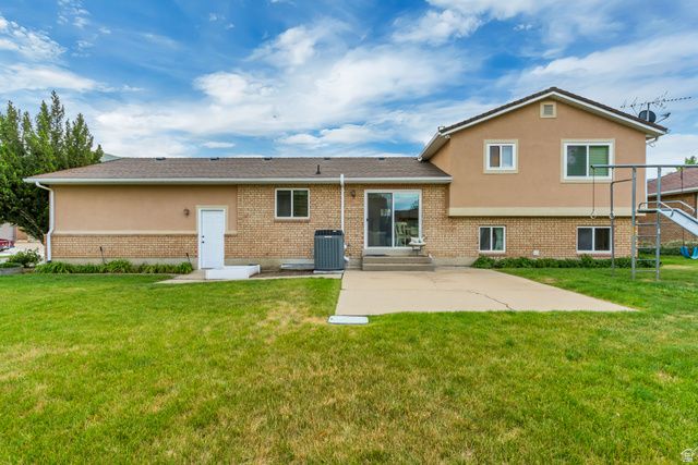 570 S 150 W, Centerville, UT 84014