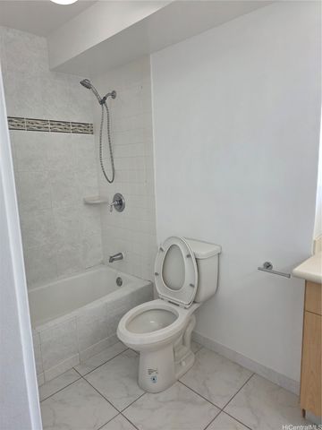 98-703 Iho Place 1-802, Aiea, HI 96701