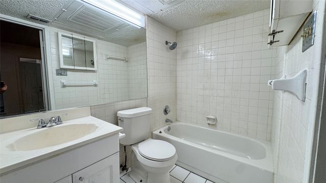 9811 Walnut Street F207, Dallas, TX 75243