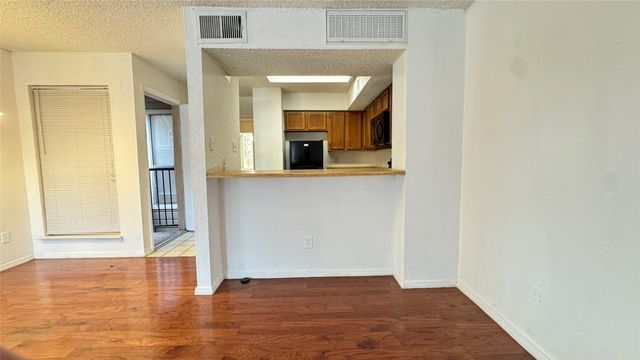 9811 Walnut Street F207, Dallas, TX 75243