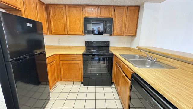 9811 Walnut Street F207, Dallas, TX 75243