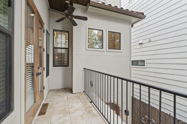 4122 Floyd Street A, Houston, TX 77007