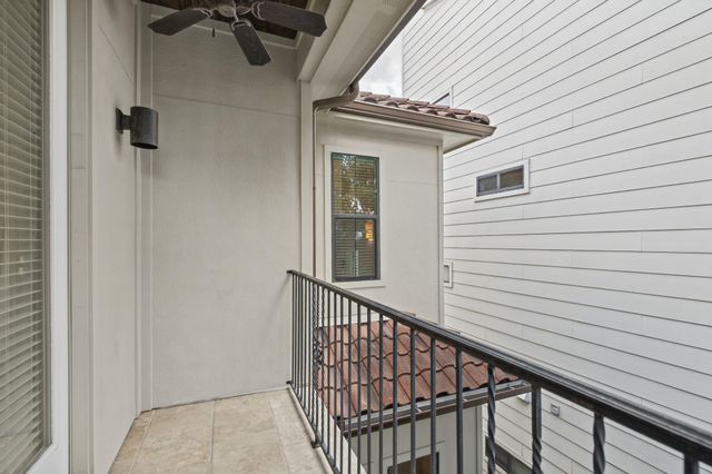 4122 Floyd Street A, Houston, TX 77007