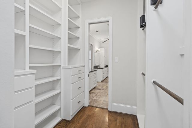 4122 Floyd Street A, Houston, TX 77007