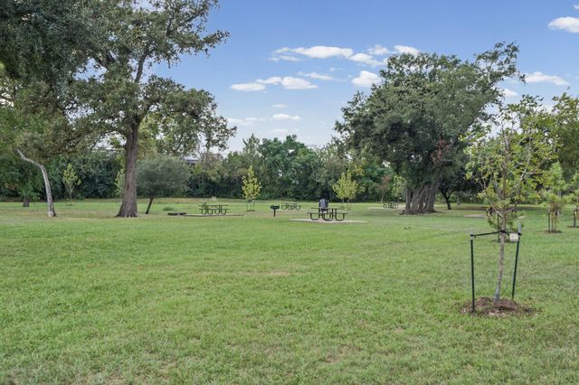 4122 Floyd Street A, Houston, TX 77007