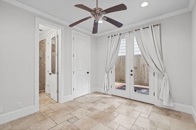 4122 Floyd Street A, Houston, TX 77007