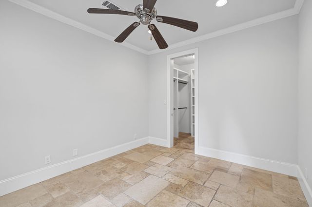 4122 Floyd Street A, Houston, TX 77007