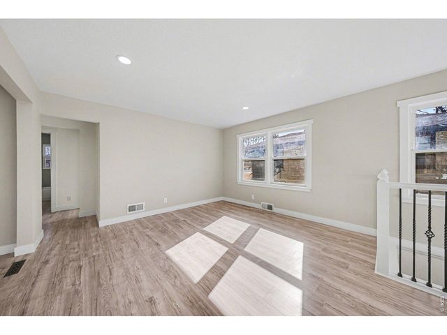2202 17th St, Greeley, CO 80631