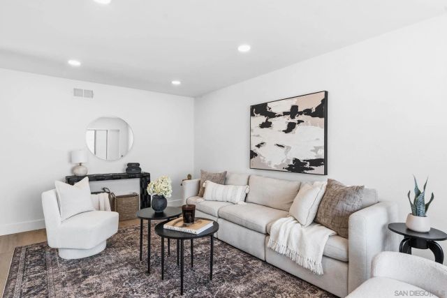 4077 Chanute St, San Diego, CA 92154