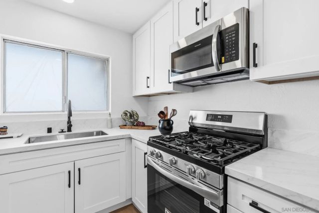 4077 Chanute St, San Diego, CA 92154
