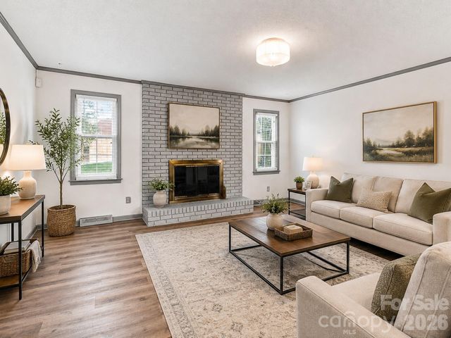 4209 Heatherstone Drive, Gastonia, NC 28056