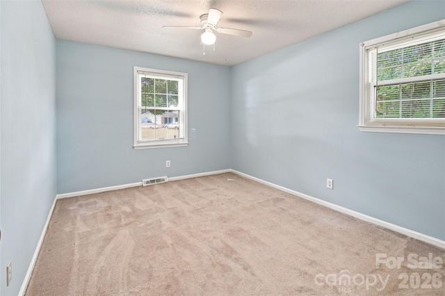 4209 Heatherstone Drive, Gastonia, NC 28056