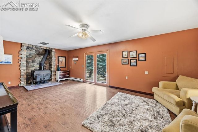 5130 Neeper Valley Road, Manitou Springs, CO 80829