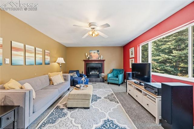 5130 Neeper Valley Road, Manitou Springs, CO 80829