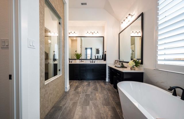 1717 Sandbrock Parkway, Aubrey, TX 76227