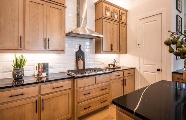 1717 Sandbrock Parkway, Aubrey, TX 76227