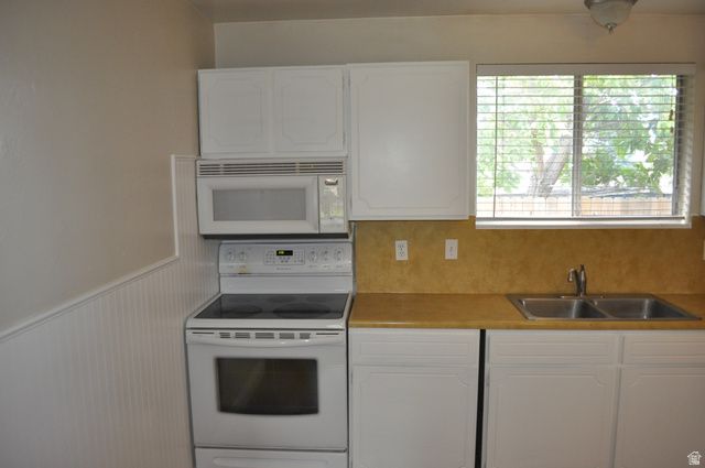 332 W HARVARD DR, Midvale, UT 84047