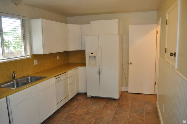 332 W HARVARD DR, Midvale, UT 84047