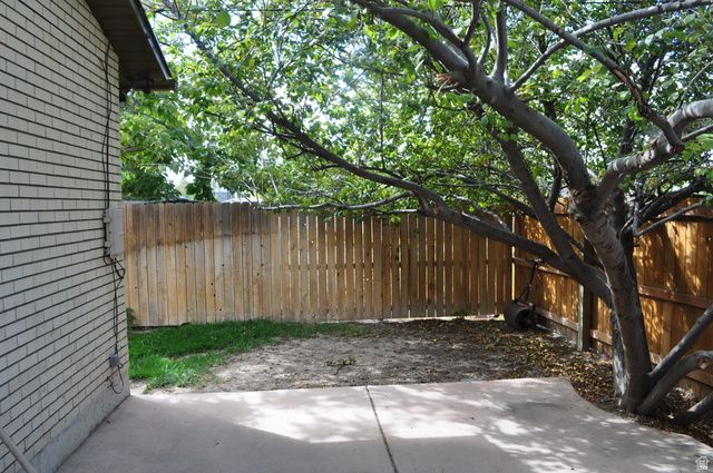 332 W HARVARD DR, Midvale, UT 84047