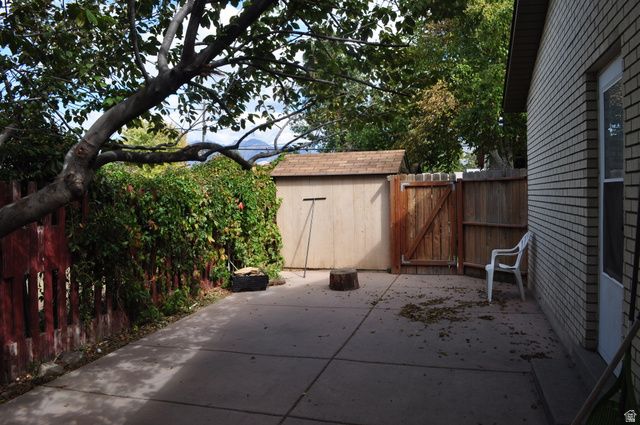 332 W HARVARD DR, Midvale, UT 84047