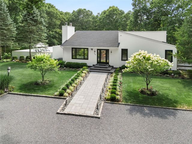 98 Old Farm Road, Sagaponack, NY 11962