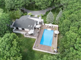 98 Old Farm Road, Sagaponack, NY 11962
