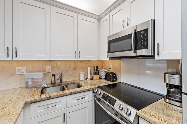 353 S Us Hwy 1 C7, Jupiter, FL 33477