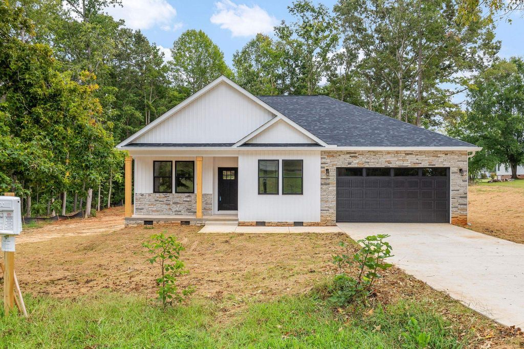 112 Dora Avenue, Gaffney, SC 29341