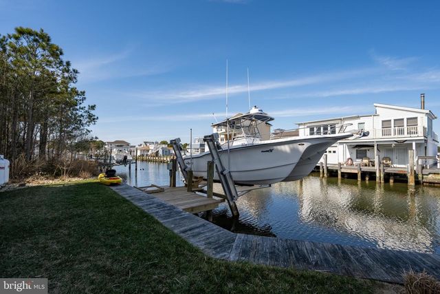 12351 MEADOW DR, Berlin, MD 21811