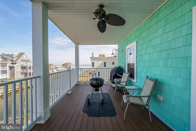 12351 MEADOW DR, Berlin, MD 21811