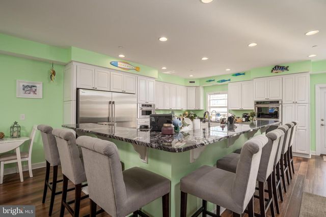 12351 MEADOW DR, Berlin, MD 21811