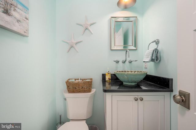 12351 MEADOW DR, Berlin, MD 21811