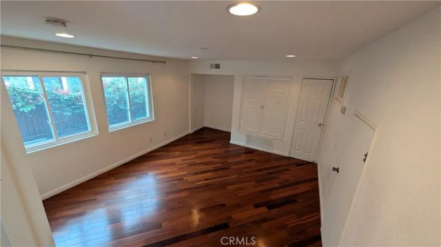 872 Lucile Avenue A, Silver Lake, CA 90026