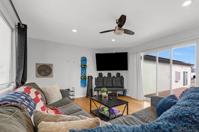 469 477 Taft, El Cajon, CA 92020