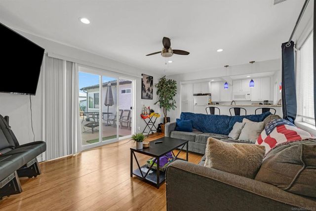 469 477 Taft, El Cajon, CA 92020