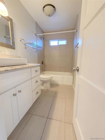 469 477 Taft, El Cajon, CA 92020