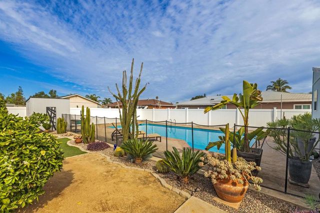 469 477 Taft, El Cajon, CA 92020