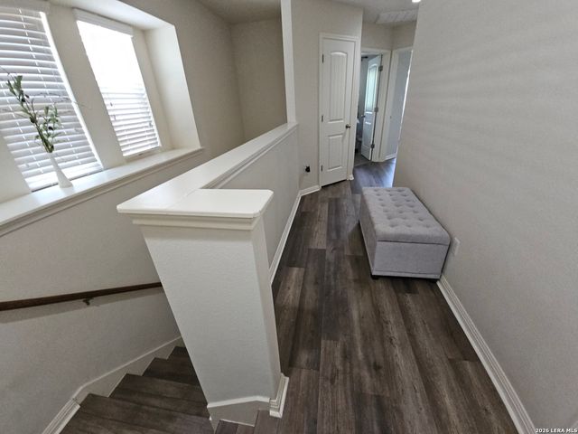 106 WAINSCOT OAK WAY, San Marcos, TX 78666