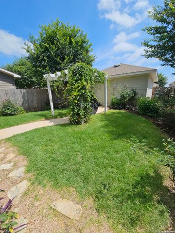 106 WAINSCOT OAK WAY, San Marcos, TX 78666