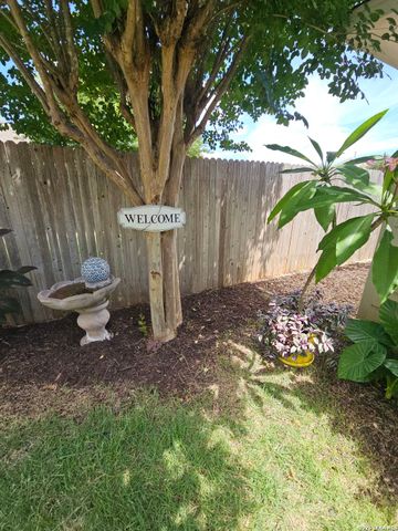 106 WAINSCOT OAK WAY, San Marcos, TX 78666
