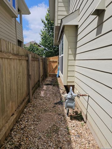 106 WAINSCOT OAK WAY, San Marcos, TX 78666