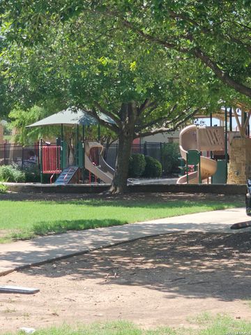 106 WAINSCOT OAK WAY, San Marcos, TX 78666