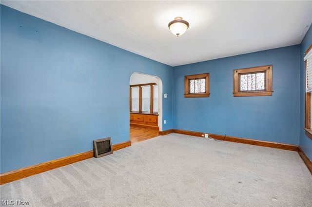 342 Washington Avenue, Barberton, OH 44203