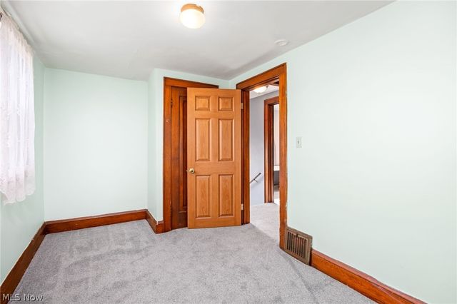 342 Washington Avenue, Barberton, OH 44203