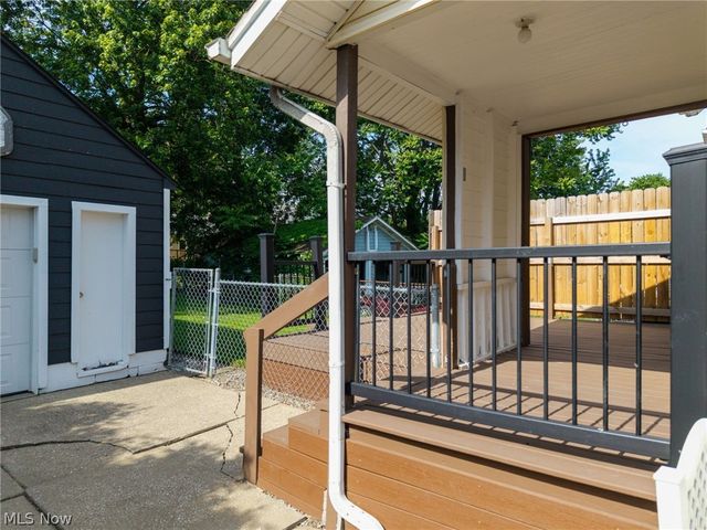 342 Washington Avenue, Barberton, OH 44203