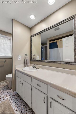 2118 S Cavalier Drive, Canton Charter Township, MI 48188