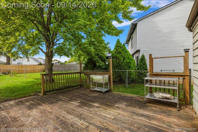 2118 S Cavalier Drive, Canton Charter Township, MI 48188