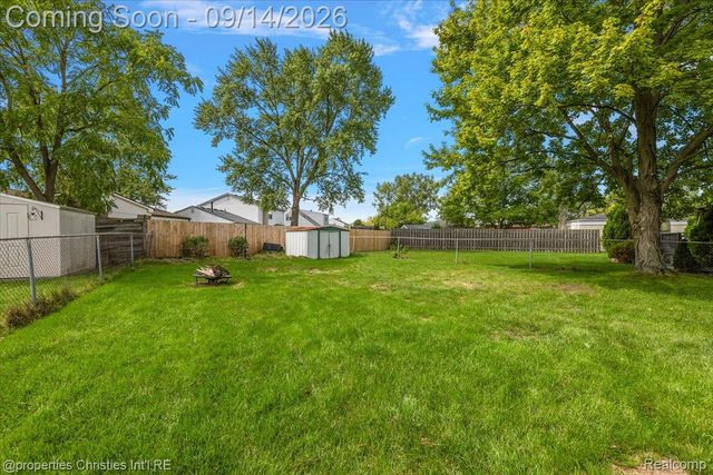 2118 S Cavalier Drive, Canton Charter Township, MI 48188
