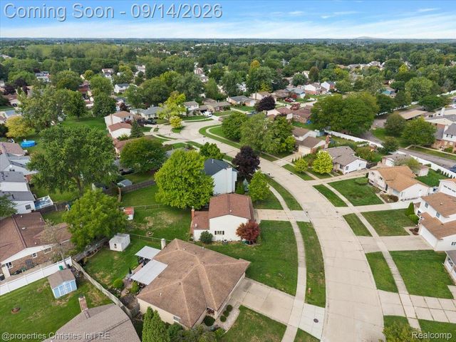 2118 S Cavalier Drive, Canton Charter Township, MI 48188